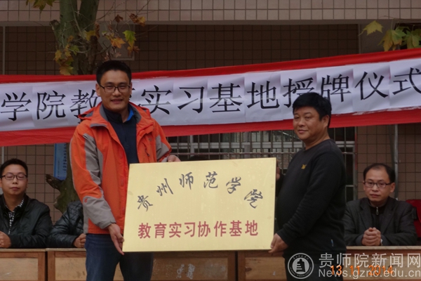点击在新窗口中打开图片