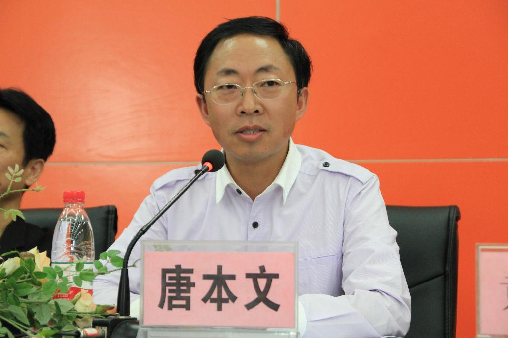 点击在新窗口中打开图片