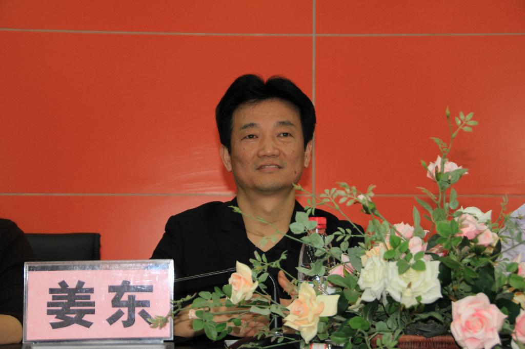 点击在新窗口中打开图片